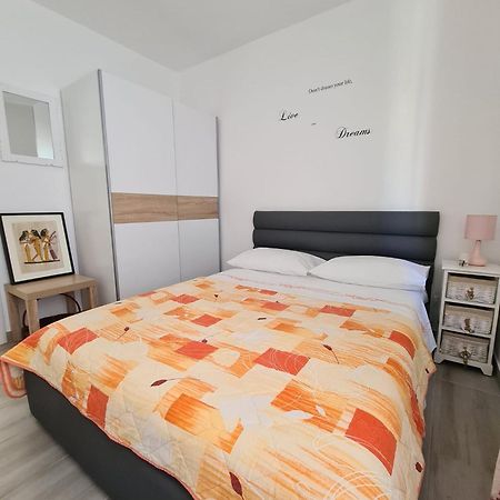 Apartman Varga Trogir Eksteriør bilde
